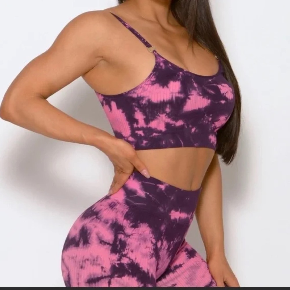 Bombshell Sportswear seamless‎ Crystal Neon Pink tie dye tank/sports bra size XS